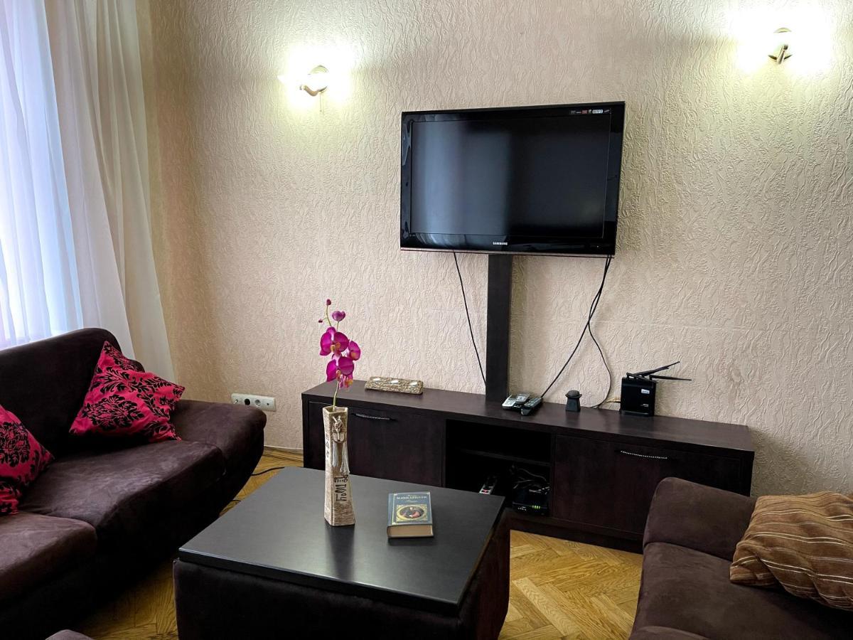Amazing Heart of Kiev Appartement Buitenkant foto